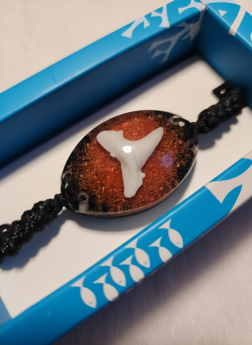 Enhanced bracelet photo 2 - close-up details