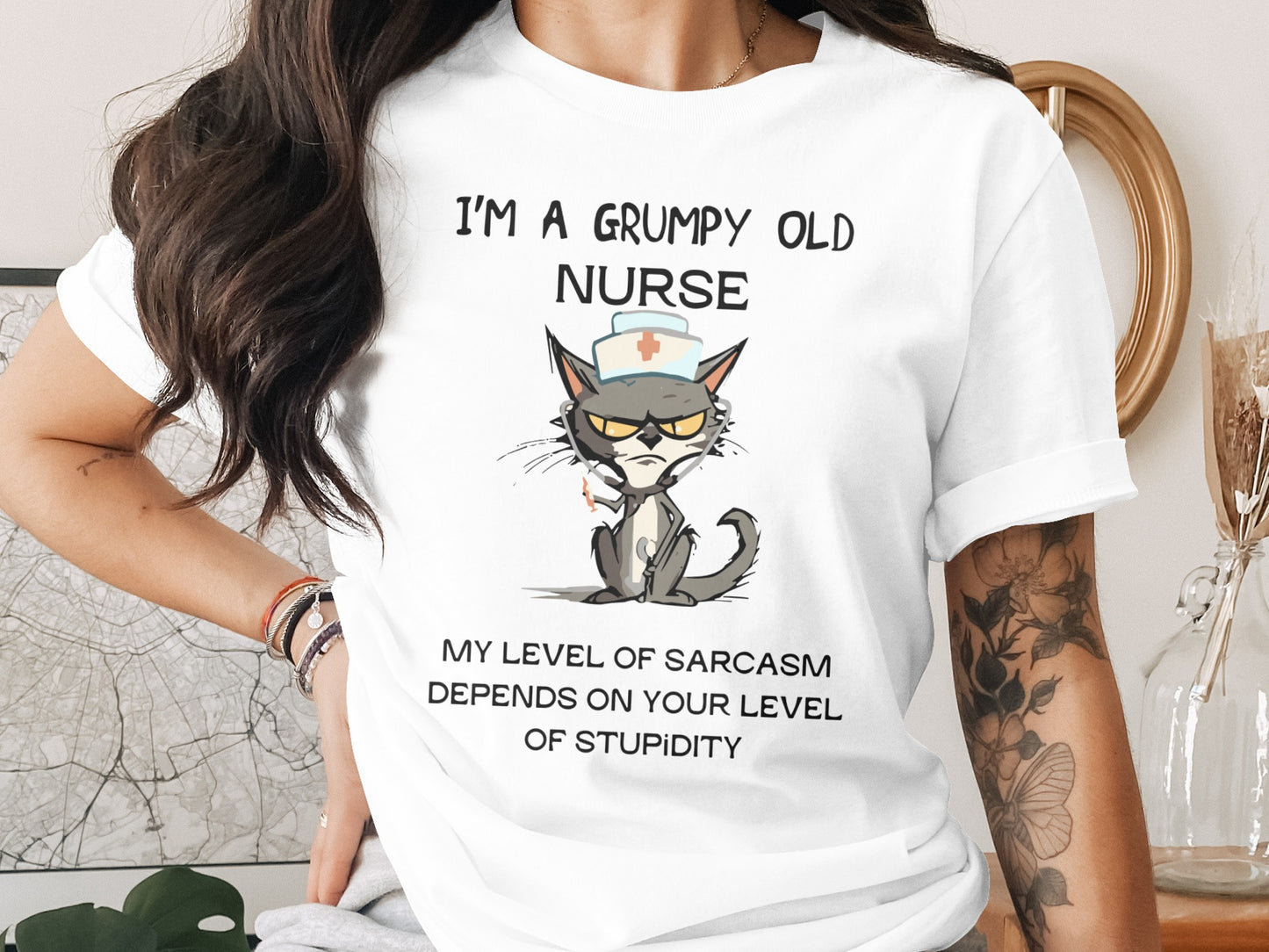 I'm A Grumpy Old Nurse Funny Cat Sarcastic T-Shirt