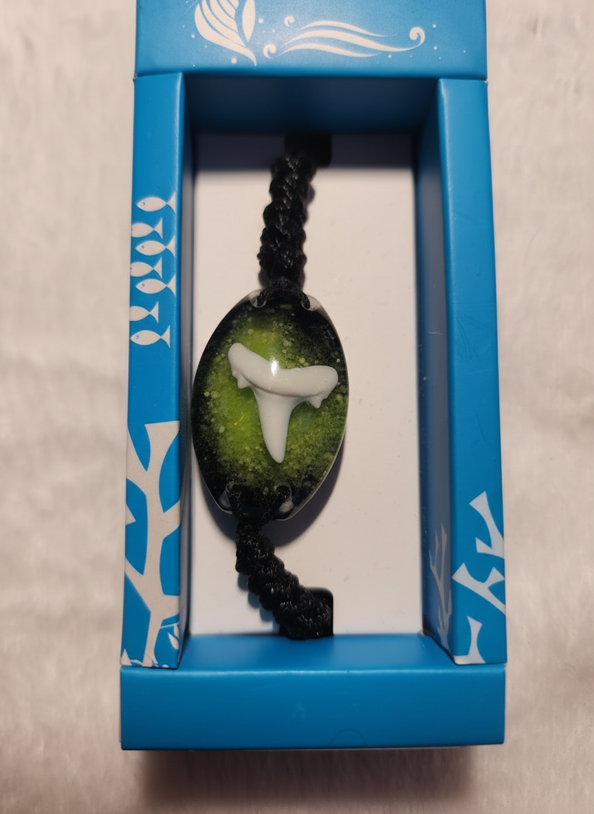 Enhanced bracelet photo 2 - close-up details