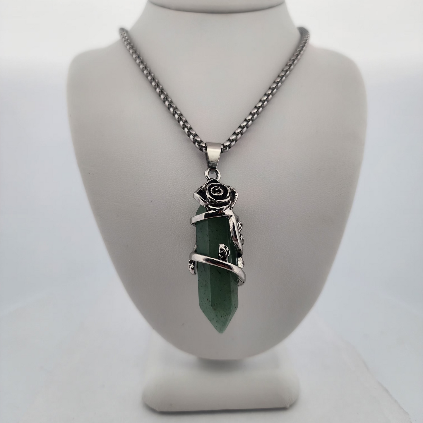 Green Aventurine Wire-Wrapped Pendant Necklace