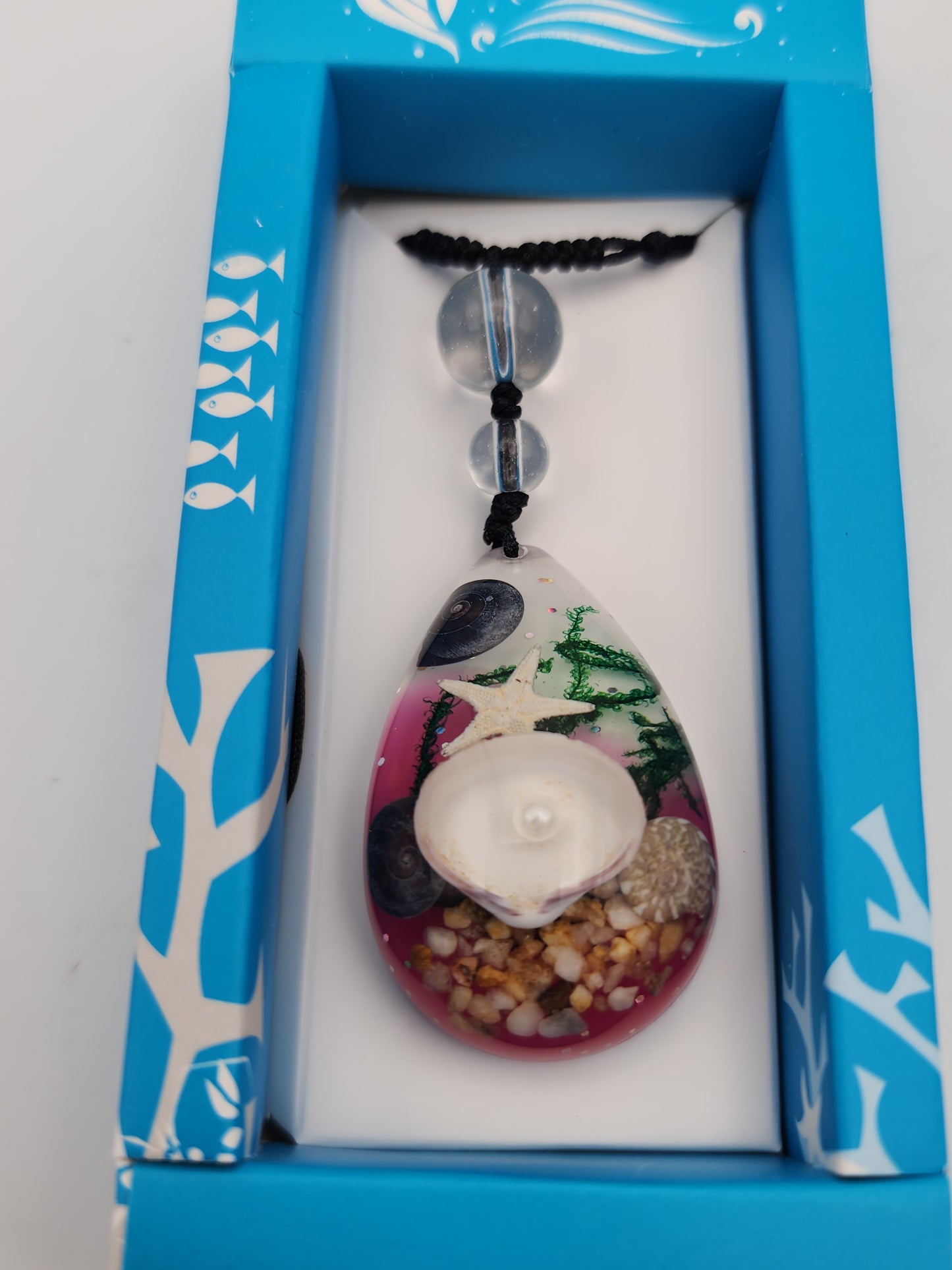Ocean Beach Resin Pendant Necklace - Shell & Dried Flowers