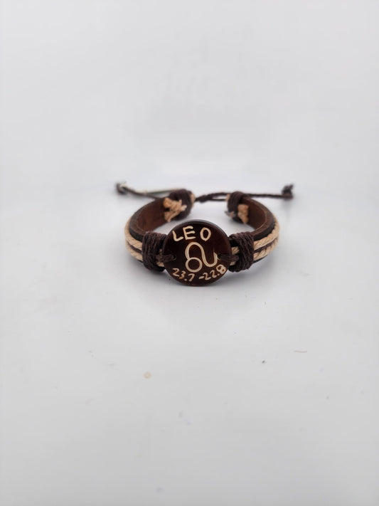 Bracelet with 'Leo' and star date on a white background
